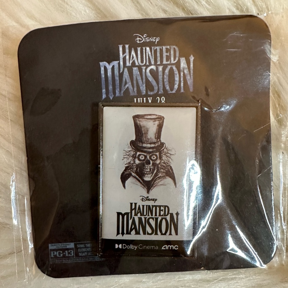 NWT Collectible Disney’s Haunted Mansion Pin